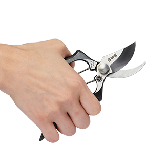 KJ-2_Katabami_Smaller_Secateurs_Dainty_Hand